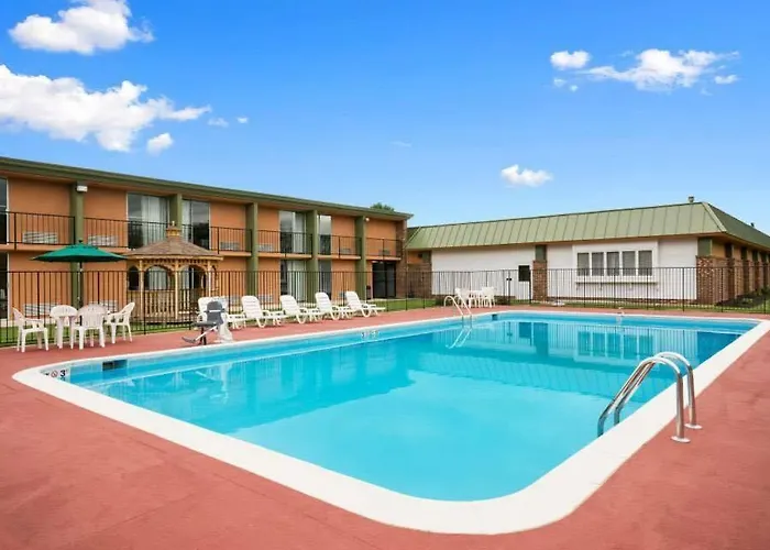 Baymont By Wyndham Salem Roanoke Area