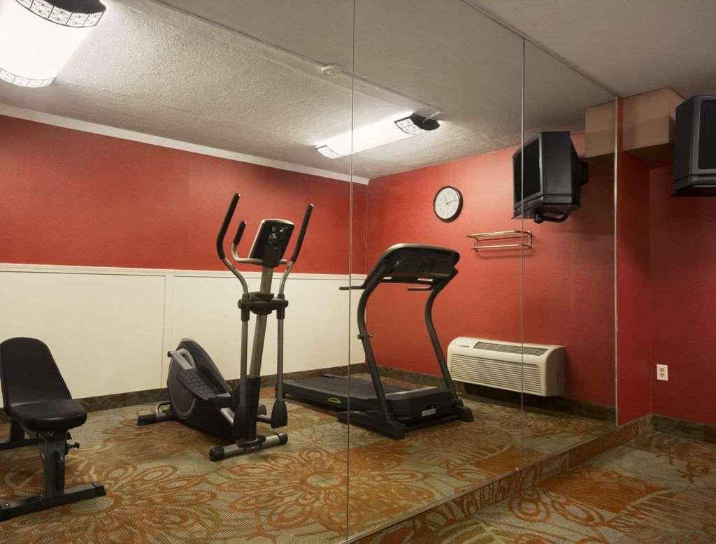 Hotel Baymont By Wyndham Roanoke Area