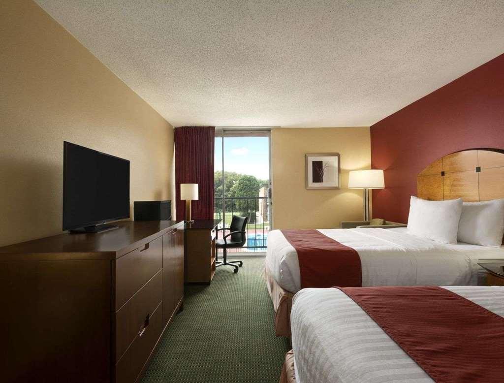 Baymont By Wyndham Roanoke Area Hotel Salem