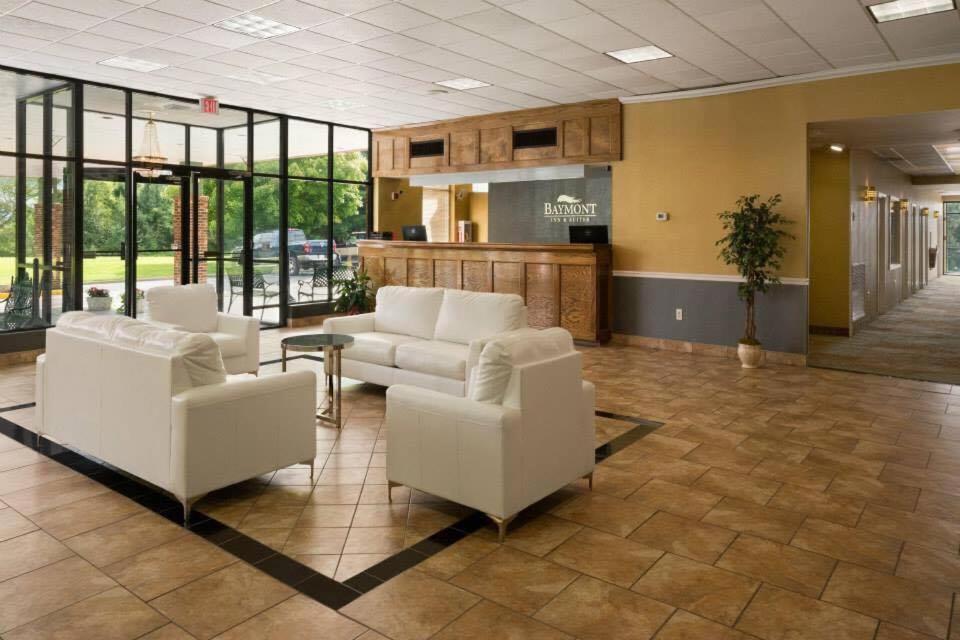 Hotel Baymont By Wyndham Roanoke Area
